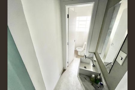 Casa para alugar com 176m², 4 quartos e 3 vagas Casa para alugar com 176m², 4 quartos e 3 vagasBanheiro