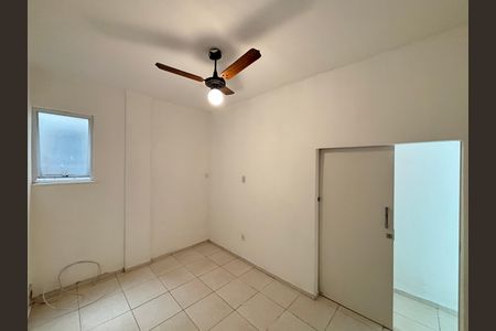 Quarto de apartamento à venda com 1 quarto, 40m² em Copacabana, Rio de Janeiro
