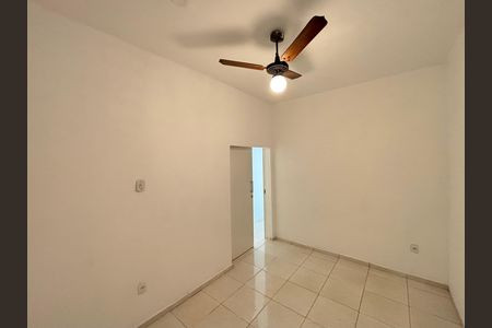 Quarto de apartamento à venda com 1 quarto, 40m² em Copacabana, Rio de Janeiro