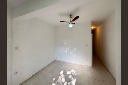 Apartamento à venda com 40m², 1 quarto e sem vagaSala