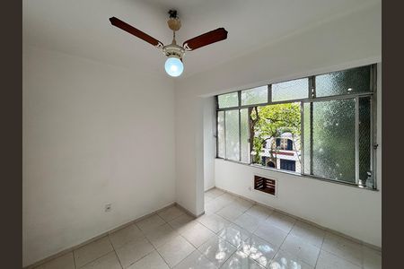 Sala de apartamento à venda com 1 quarto, 40m² em Copacabana, Rio de Janeiro
