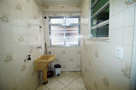 Apartamento à venda com 90m², 2 quartos e 2 vagasÁrea de Serviço