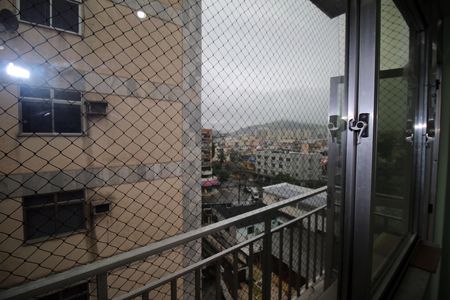 Apartamento à venda com 90m², 2 quartos e 2 vagasVaranda do Quarto 2