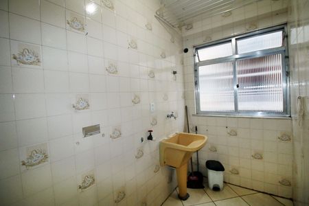 Apartamento à venda com 90m², 2 quartos e 2 vagasÁrea de Serviço