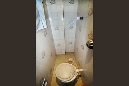 Apartamento à venda com 90m², 2 quartos e 2 vagasBanheiro de serviço