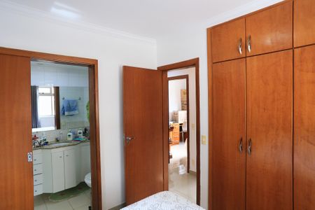 Suíte de apartamento para alugar com 3 quartos, 79m² em União, Belo Horizonte