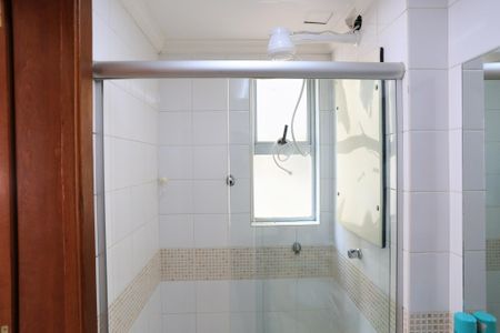 Banheiro da Suíte de apartamento para alugar com 3 quartos, 79m² em União, Belo Horizonte