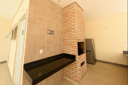 Apartamento para alugar com 50m², 2 quartos e 1 vaga Apartamento para alugar com 50m², 2 quartos e 1 vagaÁrea comum - Churrasqueira