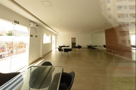 Apartamento para alugar com 50m², 2 quartos e 1 vaga Apartamento para alugar com 50m², 2 quartos e 1 vagaSalão de Festas