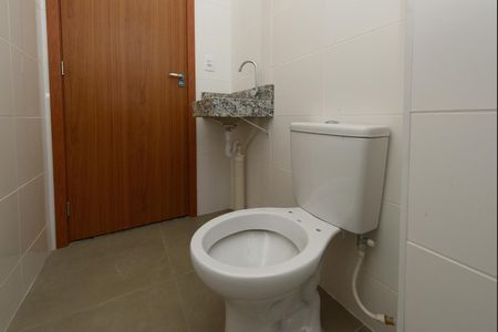 Apartamento para alugar com 50m², 2 quartos e 1 vaga Apartamento para alugar com 50m², 2 quartos e 1 vagaBanheiro