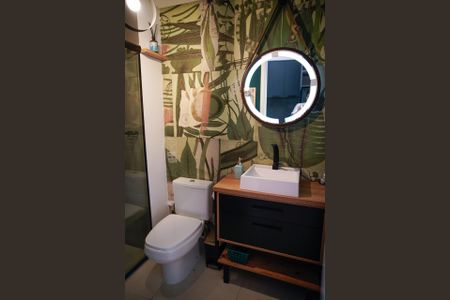 Banheiro de apartamento para alugar com 1 quarto, 29m² em Pinheiros, São Paulo