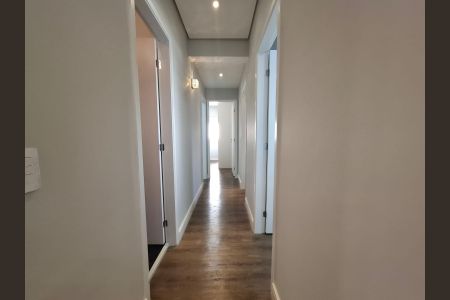 Apartamento à venda com 94m², 3 quartos e 2 vagasCorredor