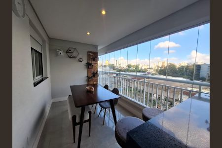 Apartamento à venda com 94m², 3 quartos e 2 vagasVaranda