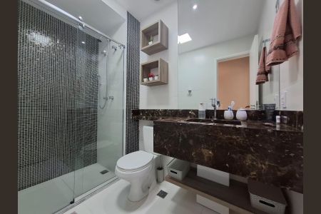 Apartamento à venda com 94m², 3 quartos e 2 vagasBanheiro 