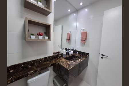Apartamento à venda com 94m², 3 quartos e 2 vagasBanheiro 