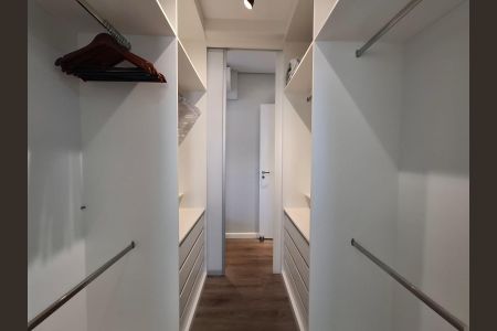 Apartamento à venda com 94m², 3 quartos e 2 vagasCloset