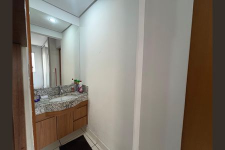 Banheiro da Suíte 1 de apartamento para alugar com 1 quarto, 48m² em Setor Bela Vista, Goiânia