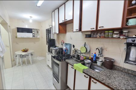 Apartamento para alugar com 99m², 2 quartos e 1 vaga Apartamento para alugar com 99m², 2 quartos e 1 vagaCozinha