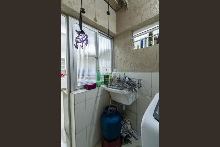 Apartamento à venda com 70m², 2 quartos e 1 vaga Apartamento à venda com 70m², 2 quartos e 1 vagaÁrea de Serviço