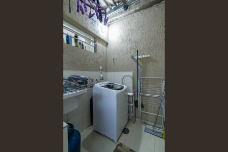 Apartamento à venda com 70m², 2 quartos e 1 vaga Apartamento à venda com 70m², 2 quartos e 1 vagaÁrea de Serviço