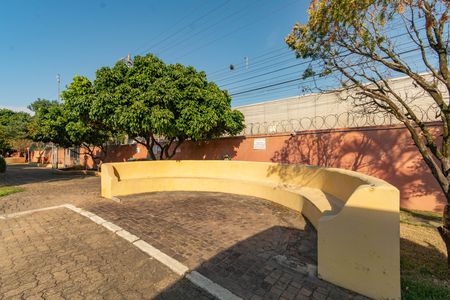 Casa de condomínio à venda com 80m², 2 quartos e 2 vagas
