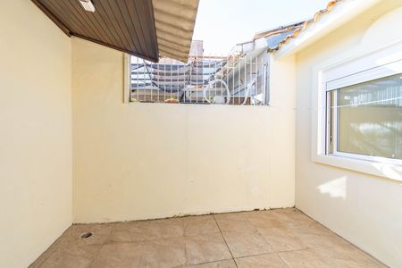 Casa de condomínio à venda com 80m², 2 quartos e 2 vagas