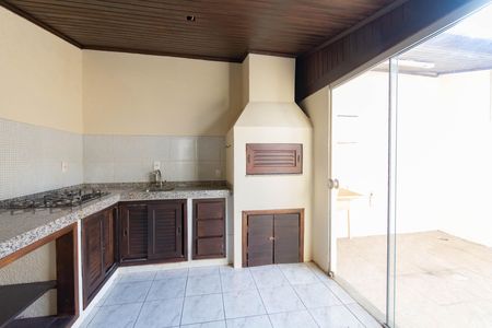 Casa de condomínio à venda com 80m², 2 quartos e 2 vagas
