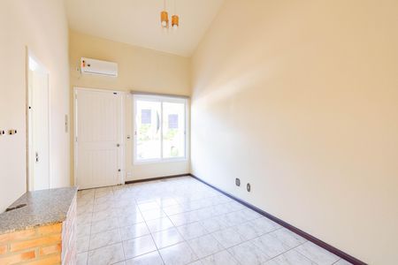 Casa de condomínio à venda com 80m², 2 quartos e 2 vagas