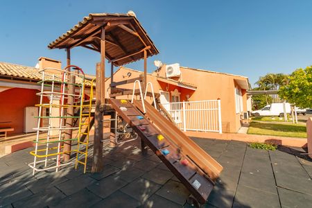 Casa de condomínio à venda com 80m², 2 quartos e 2 vagas