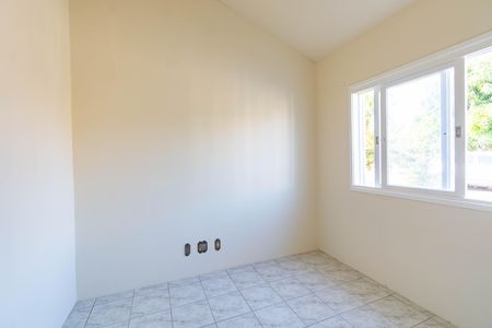 Casa de condomínio à venda com 80m², 2 quartos e 2 vagas