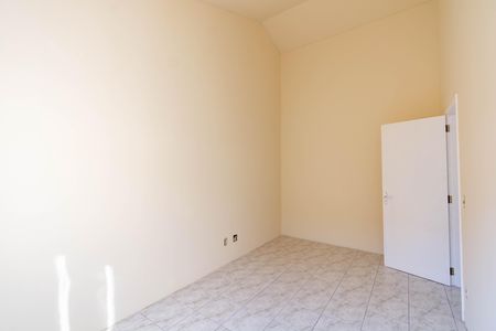 Casa de condomínio à venda com 80m², 2 quartos e 2 vagas