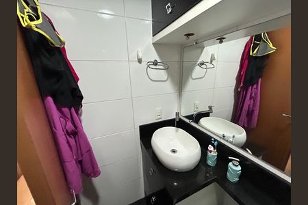Apartamento para alugar com 55m², 2 quartos e 1 vagaBanheiro Social