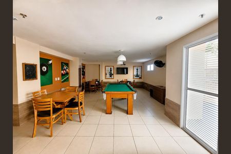 Apartamento para alugar com 55m², 2 quartos e 1 vaga Apartamento para alugar com 55m², 2 quartos e 1 vagaSalão de jogos