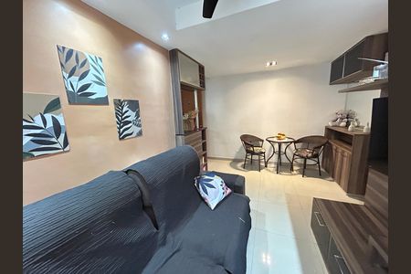 Sala de apartamento para alugar com 2 quartos, 55m² em Todos Os Santos, Rio de Janeiro