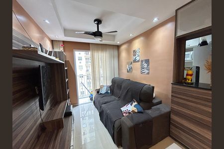 Sala de apartamento para alugar com 2 quartos, 55m² em Todos Os Santos, Rio de Janeiro