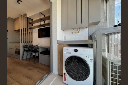 Studio para alugar com 29m², 1 quarto e sem vaga Studio para alugar com 29m², 1 quarto e sem vagaÁrea de Serviço