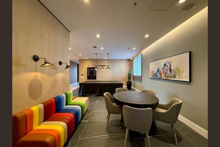 Studio para alugar com 29m², 1 quarto e sem vaga Studio para alugar com 29m², 1 quarto e sem vagaEspaço de Jogos