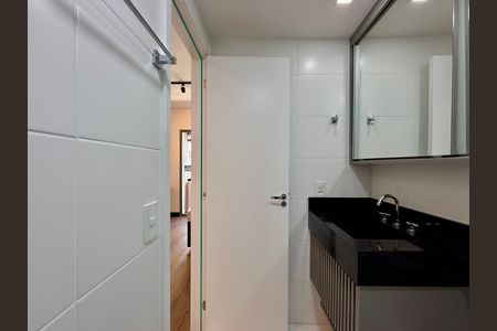 Studio para alugar com 29m², 1 quarto e sem vaga Studio para alugar com 29m², 1 quarto e sem vagaBanheiro