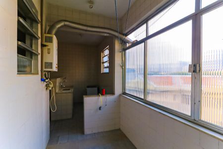 Apartamento para alugar com 102m², 2 quartos e 2 vagas Apartamento para alugar com 102m², 2 quartos e 2 vagasÁrea de Serviço