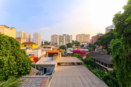 Apartamento para alugar com 102m², 2 quartos e 2 vagas Apartamento para alugar com 102m², 2 quartos e 2 vagasQuarto - Suíte