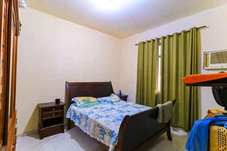Apartamento para alugar com 102m², 2 quartos e 2 vagas Apartamento para alugar com 102m², 2 quartos e 2 vagasQuarto
