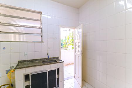 Apartamento para alugar com 102m², 2 quartos e 2 vagasCozinha