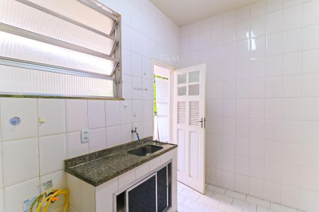 Apartamento para alugar com 102m², 2 quartos e 2 vagasCozinha