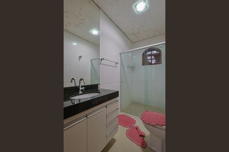Casa para alugar com 90m², 3 quartos e 4 vagas