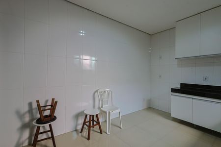 Casa para alugar com 90m², 3 quartos e 4 vagas
