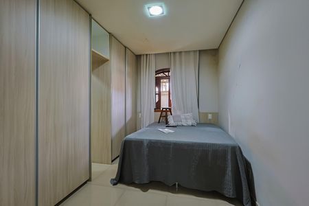 Casa para alugar com 90m², 3 quartos e 4 vagas