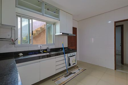 Casa para alugar com 90m², 3 quartos e 4 vagas