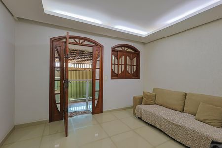 Casa para alugar com 3 quartos, 90m² em Bom Jesus, Contagem