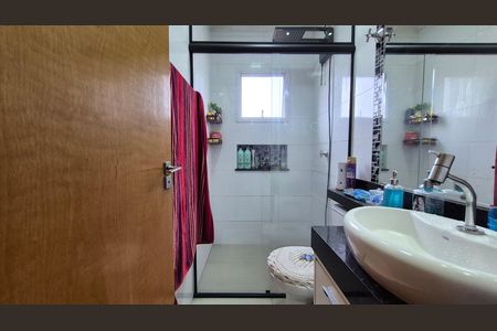 Apartamento à venda com 150m², 2 quartos e 2 vagas Apartamento à venda com 150m², 2 quartos e 2 vagasBanheiro
