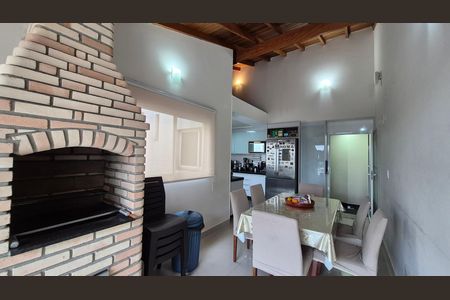 Apartamento à venda com 150m², 2 quartos e 2 vagas Apartamento à venda com 150m², 2 quartos e 2 vagasCozinha
